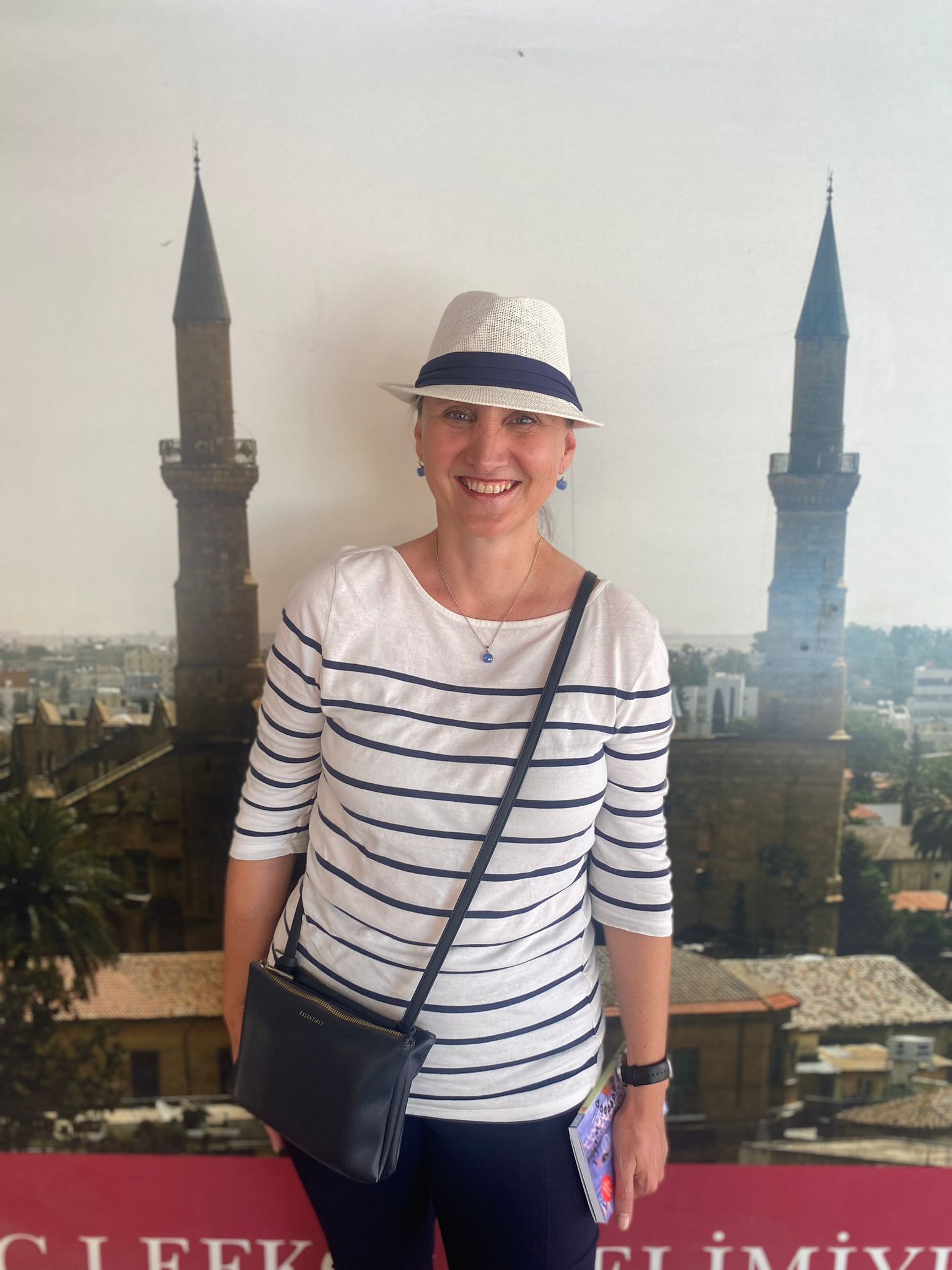 Една от нас